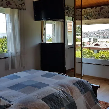 Con Estupendas Vistas